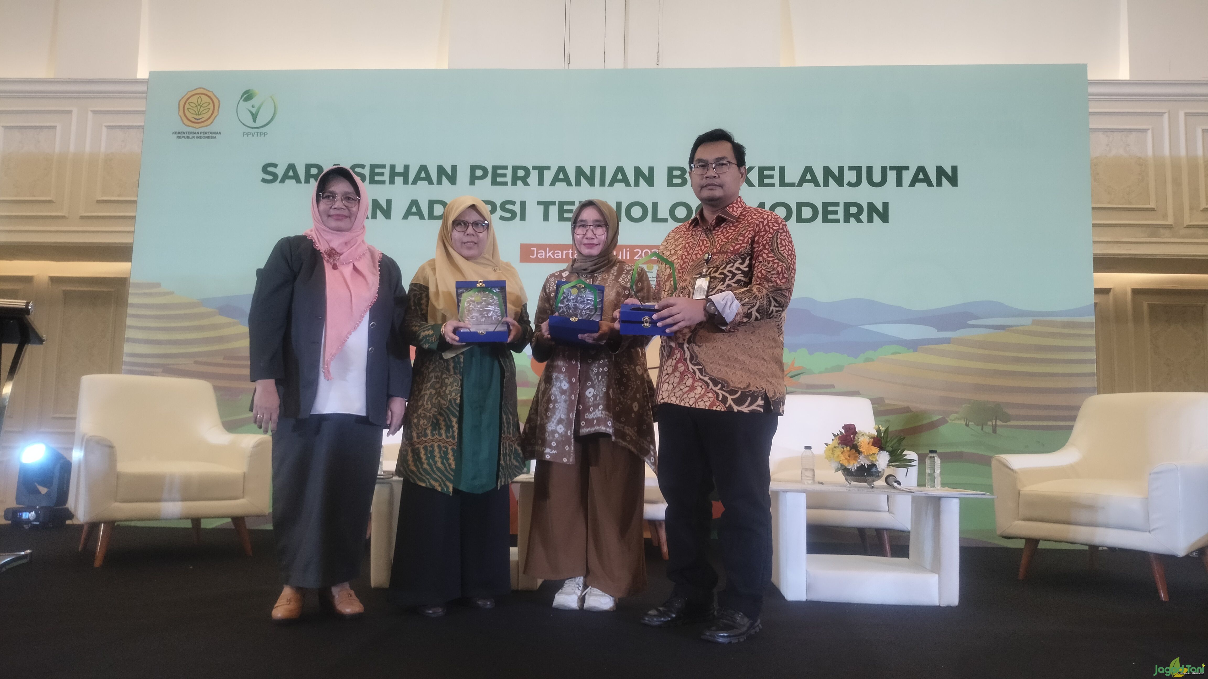 Sarahsehan Pertanian Berkelanjutan dan Adopsi Teknologi Modern - CropLife 