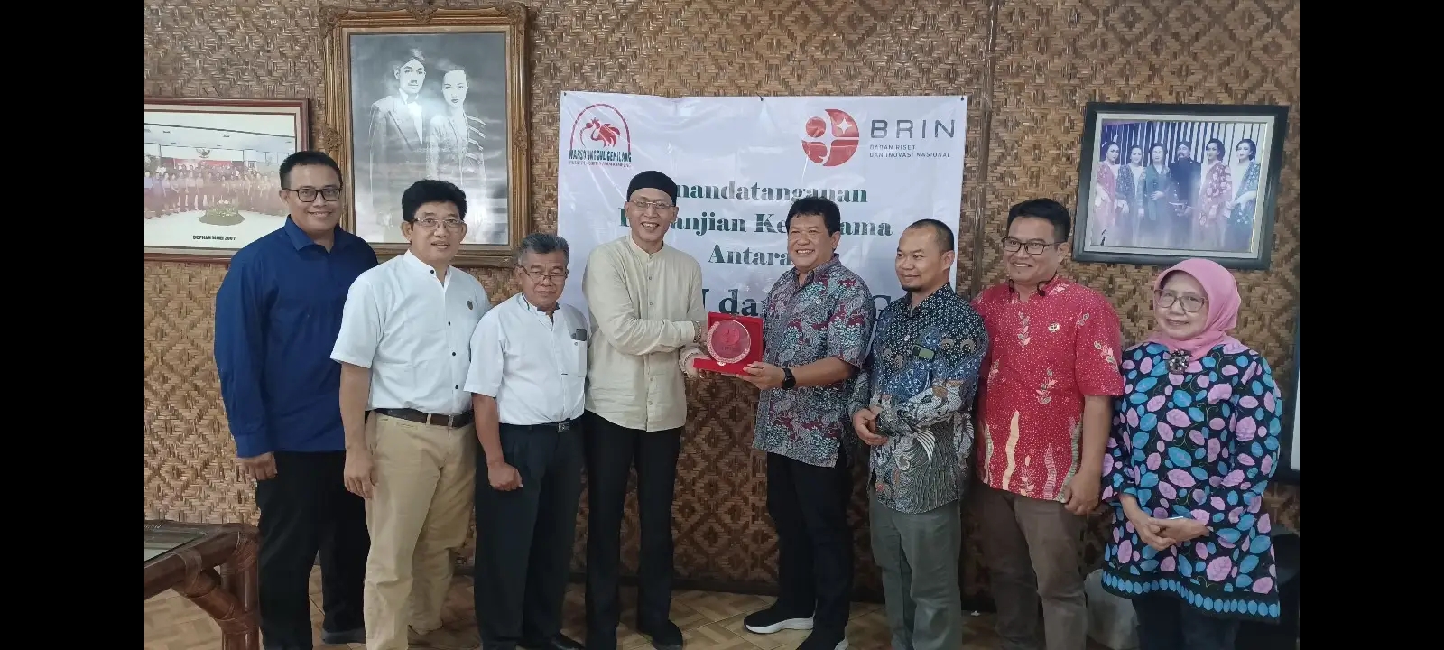 Pembibitan Ayam dan Teknologi In Ovo Feeding