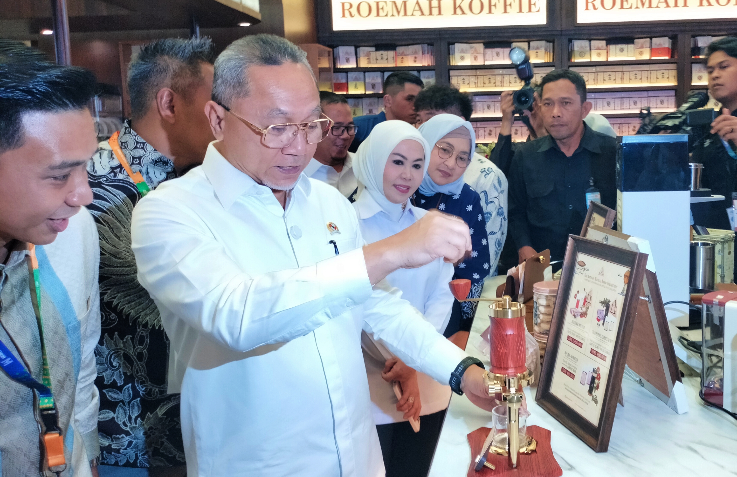 Zulkifli Hasan Resmi Membuka World of Coffee Jakarta 2025