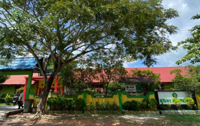 uploads/news/2025/04/hari-bumi-kemenag-tanam-348501e33a5b9c1_400.jpeg