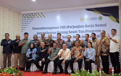 uploads/news/2025/04/kemenperin-ungkap-nira-sawit-18348888f69ba24_400.jpeg