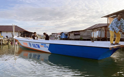 uploads/news/2025/04/konservasi-terumbu-pupuk-kaltim-1763494287f534e_400.jpg