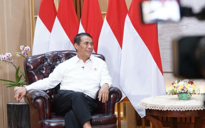 uploads/news/2025/04/produksi-padi-dipastikan-mentan-30378edb8bd5343_400.jpg