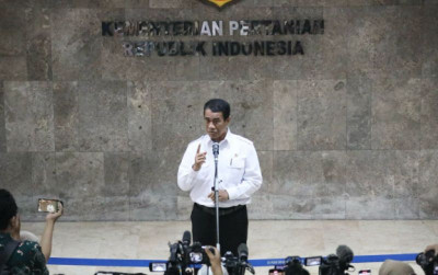 uploads/news/2025/04/tembus-1-3juta-ton-serapan-99795ec9faee62d_400.jpg