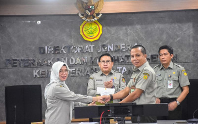 uploads/news/2025/05/kementan-lantik-direktur-baru--12827adca99ac80_400.jpeg