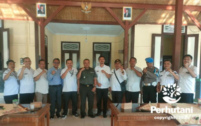 uploads/news/2025/05/perhutani-dukung-percepatan-penanganan-84403ef19cb79a9_400.jpeg