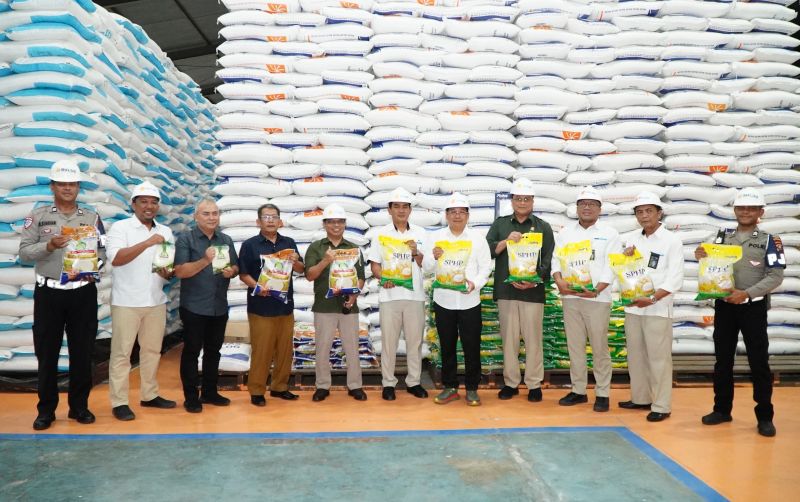 Stok Beras Indonesia Menguat, Harga Internasional Menurun uploads/news/2025/05/stok-beras-indonesia-menguat--25772acef5c5ae0.jpeg