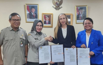 uploads/news/2025/06/kolaborasi-kementan-dan-jaan-31963af93bab21b_400.jpg