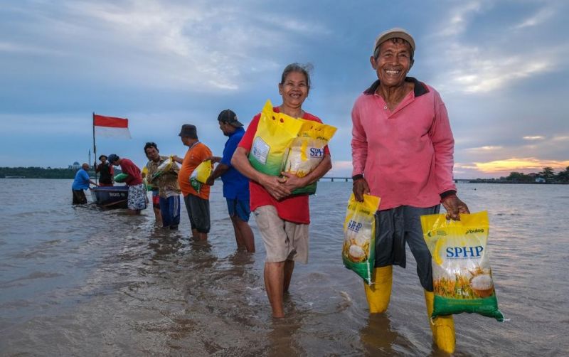 uploads/news/2025/10/penyaluran-beras-sphp-hampir-53294d5b9ce799a.jpeg