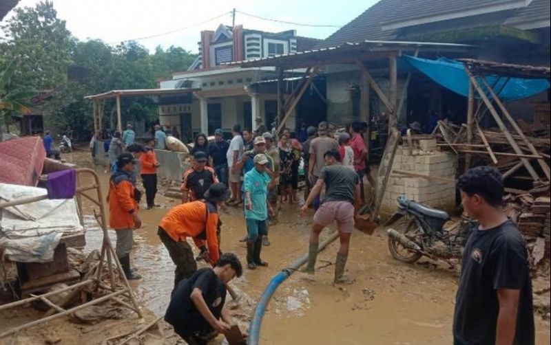 uploads/news/2026/01/banjir-rusak-1-200-hektare-60967693ebeab65.jpg