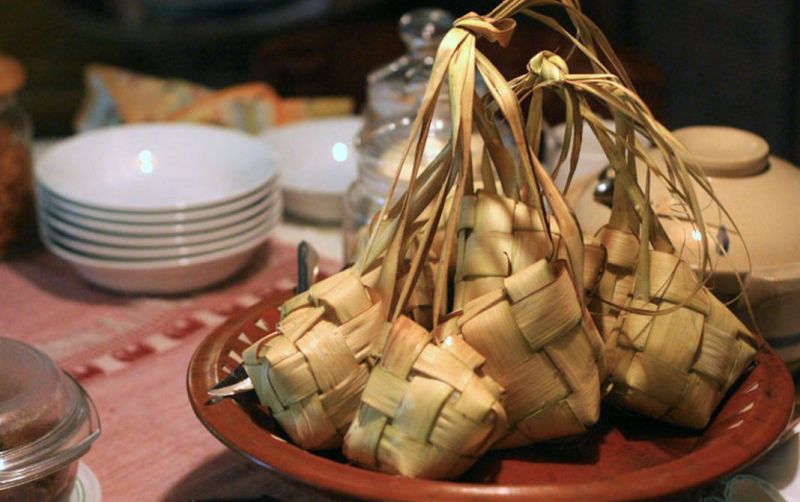 uploads/news/2026/03/ketupat-dalam-lebaran-simbol-27016e622cad6d4.jpg