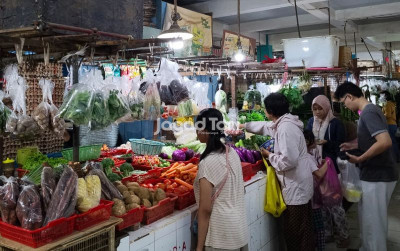 uploads/news/2026/04/harga-plastik-naik-gula-677418a9699e987_400.jpeg