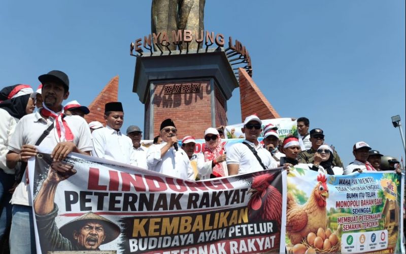 uploads/news/2026/06/protes-harga-anjlok-peternak-72393d614fea0e4.jpg