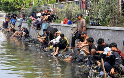 uploads/news/2026/08/rayakan-kemerdekaan-warga-tangerang-49643930ea7b789_400.jpg