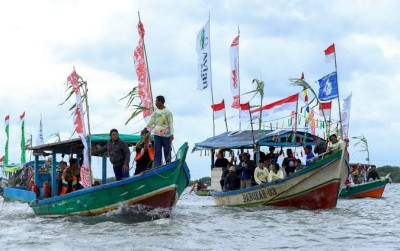 uploads/news/2026/09/sebanyak-149-nelayan-batang--199534673907f3d_400.jpg