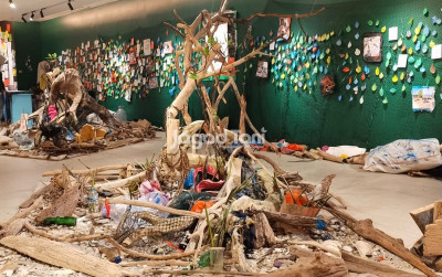 uploads/news/2026/10/melalui-instalasi-seni-suara-163342c78347fb3_400.jpeg
